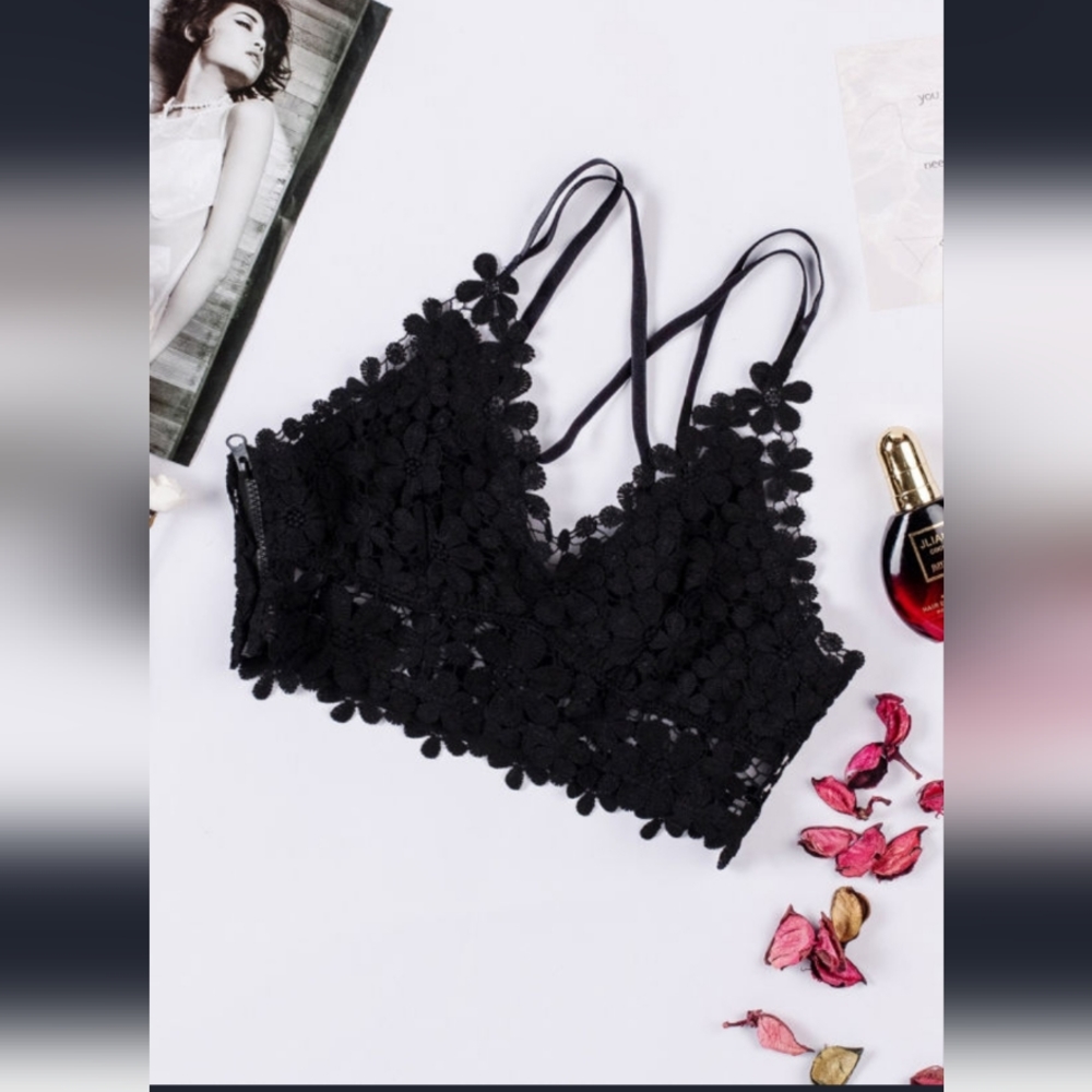 Lace Floral Crochet Strap Bralette - Picture 8 of 9